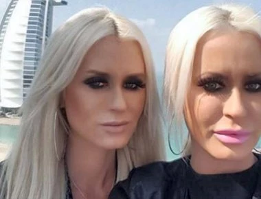 Φυλάκιση έξι μηνών σε δίδυμες πρωταγωνίστριες ερωτικών ταινιών για ξυλοδαρμό αστυνομικού στο Ντουμπάι (φωτό)